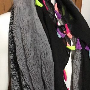 Lot of Infinity Scarves Justice SO